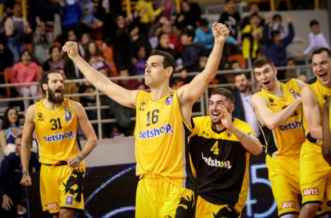 Με Ζήση και Γκίκα στην προπόνηση η ΑΕΚ