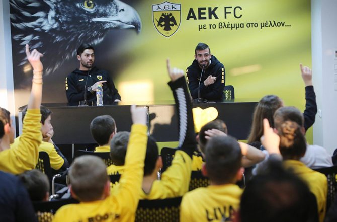 Σβάρνας και Αθανασιάδης ανακρίθηκαν από τα… αετόπουλα (VIDEO)