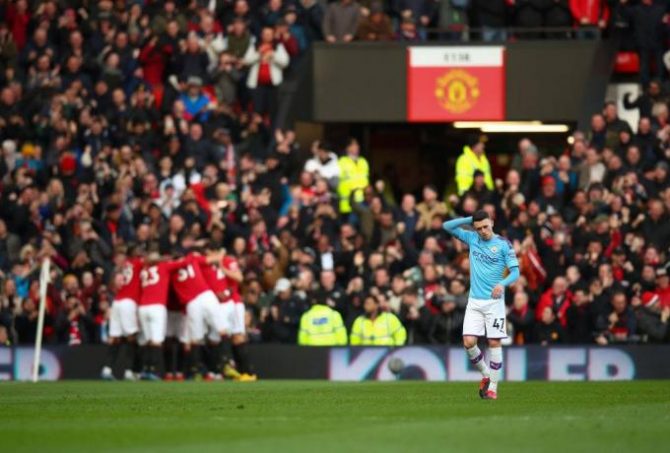 Κουμάντο η Γιουνάιτεντ