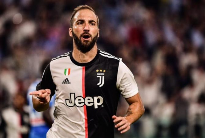 Γιουβέντους: Ο Ιγκουαΐν δεν ενδίδει στο φλερτ της Ρίβερ Πλέιτ