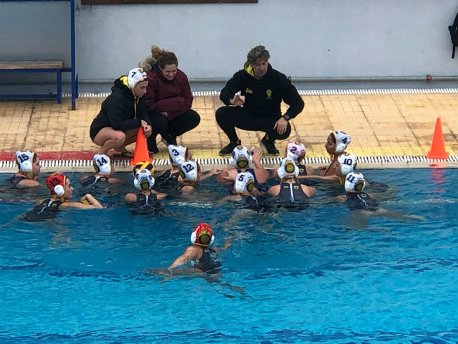Απόλυτο στο γυναικείο πόλο