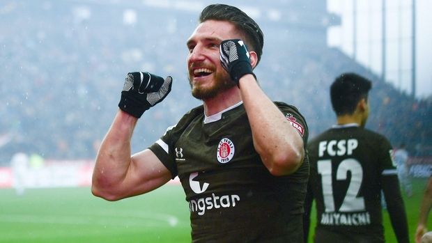 O Διαμαντάκος “λύτρωσε” τη Ζανκτ Πάουλι κόντρα στη Σάντχαουζεν O Διαμαντάκος “λύτρωσε” τη Ζανκτ Πάουλι κόντρα στη Σάντχαουζεν