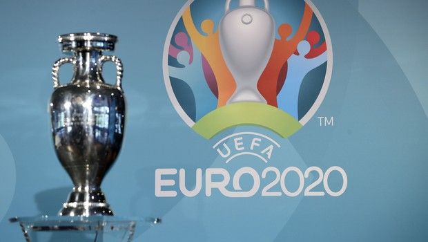 UEFA: “Συγγνώμη, δεν αποφασίσαμε πώς θα λέγεται το Euro 2020” UEFA: “Συγγνώμη, δεν αποφασίσαμε πώς θα λέγεται το Euro 2020”