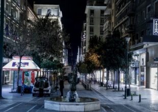Κορωνοϊός: Κλείνουν τα εμπορικά καταστήματα