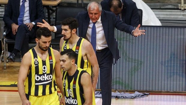 Κορωνοϊός: Συναγερμός στην Φενέρμπαχτσε, εξετάσεις λόγω εμφάνισης συμπτωμάτων