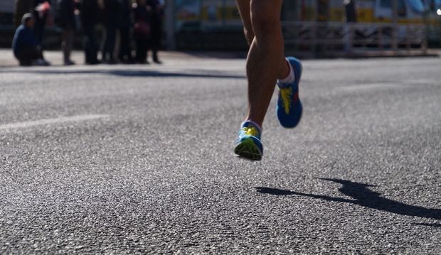 Αγγλία: Ημιμαραθώνιος με τη συμμετοχή 6.000 ανθρώπων