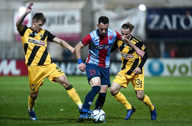 Super League 1: Με ψήφους 8-6 παύει η αφαίρεση βαθμών σε μη αδειοδότηση