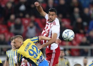 Super League: Κλήθηκαν σε απολογία τέσσερις