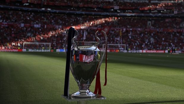 Κορονοϊός: Σκέψεις της UEFA για μονά παιχνίδια σε Champions και Europa League Κορονοϊός: Σκέψεις της UEFA για μονά παιχνίδια σε Champions και Europa League
