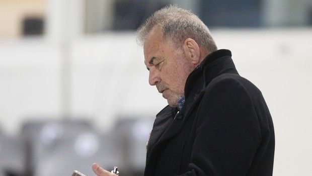 Αγραφιώτης: “Ξέρει ελληνικά ο αντιπρόεδρος του Βόλου ή έχει μεταφραστή τον Μπέο;”