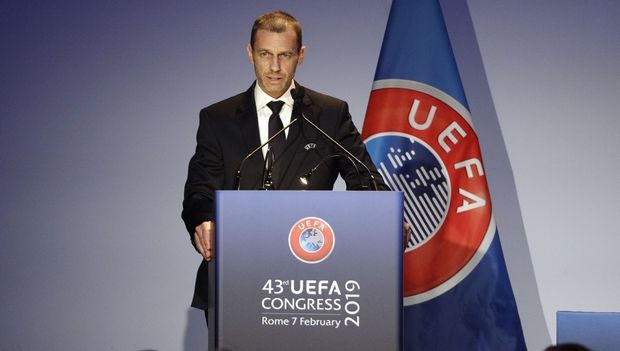 Τσέφεριν: “Το Champions και το Europa League πρέπει να τελειώσουν μέχρι τις 3 Αυγούστου”