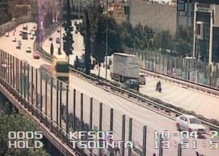 Αύξηση κυκλοφορίας των οχημάτων στην Αττική, παρά τα μέτρα απαγόρευσης