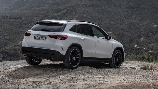Από 35.850€ η ανανεωμένη Mercedes GLA στην Ελλάδα
