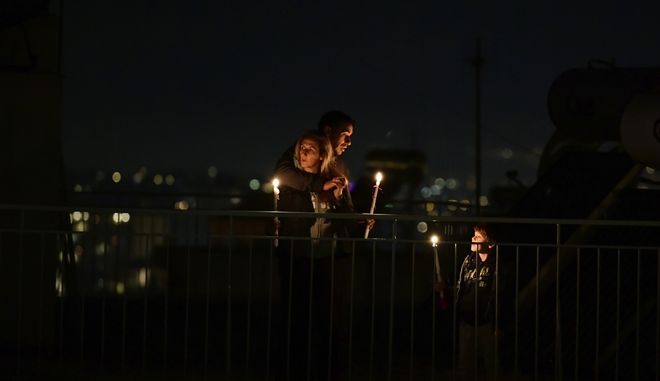 Ανάσταση στα μπαλκόνια και… #μένουμε_σπίτι (pics+video)