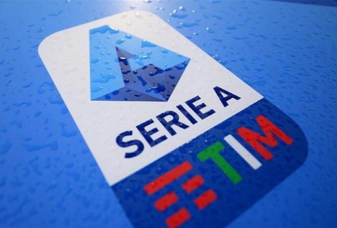 Serie A: Σκέψεις για υποχρεωτικό εμβολιασμό σε όλους τους παίκτες