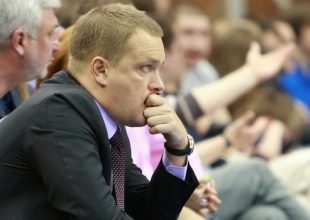 Ειρωνικός Βατούτιν: “Γιατί 9 εκατ. ευρώ για Μιλουτίνοβ; Γράψτε 18, ΤΣΣΚΑ είμαστε”