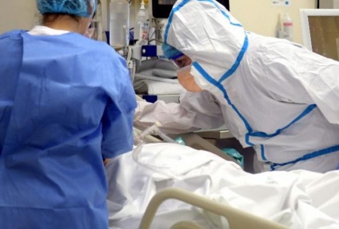 Κορωνοϊός: 881 νεκροί το τελευταίο 24ωρο στην Βρετανία
