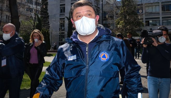 Σε προληπτική καραντίνα το Κρανίδι – 150 κρούσματα στη δομή φιλοξενίας