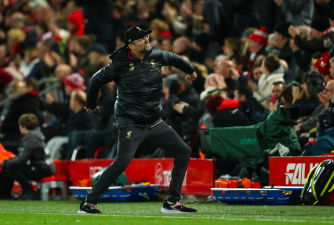 Δεν θα δούμε ποτέ τον Κλοπ με σακάκι στον πάγκο και μας εξηγεί τον λόγο