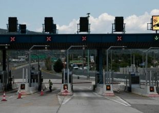 Με έναν πομποδέκτη στους αυτοκινητοδρόμους από το φθινόπωρο