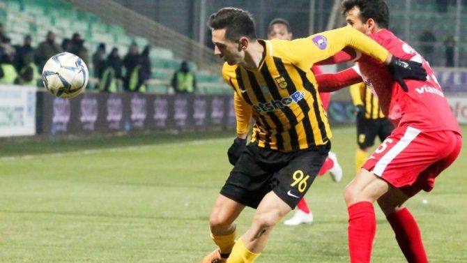 Η FIFA επέβαλε απαγόρευση μεταγραφών ενός χρόνου στον Άρη για την απόκτηση του Ντουρμισάι!