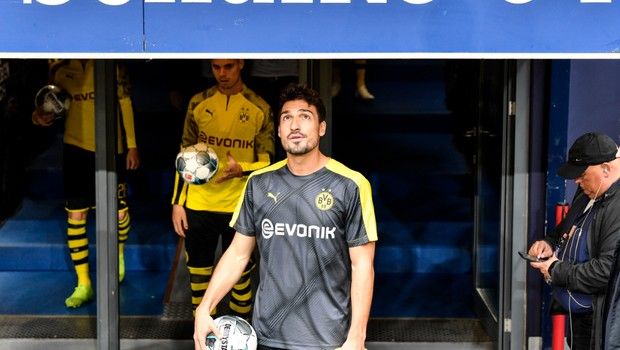 Απαγορεύεται και το φτύσιμο στη νέα αρχή της Bundesliga