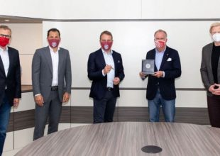 Φλικ: «Όλος ο κόσμος θα δει Γερμανία, ας στείλουμε μήνυμα»