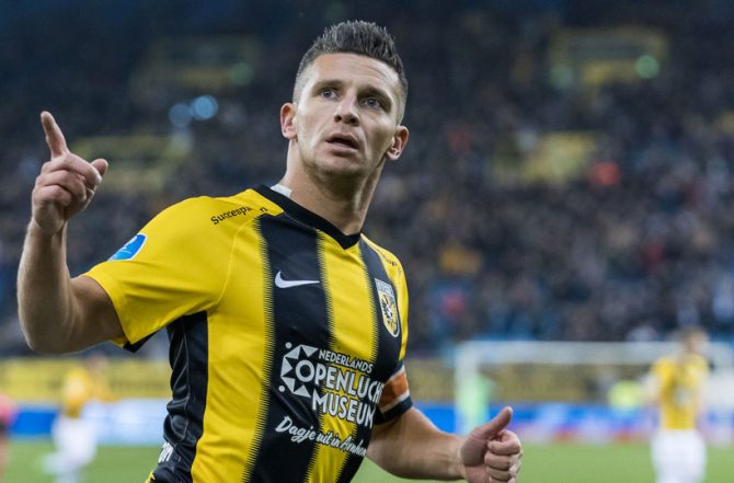 Voetbal: «Η ΑΕΚ ενδιαφέρεται για τον Λίνσεν»