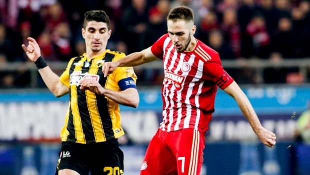 Super League: Στις 21:00 η τηλεδιάσκεψη των αρχηγών για τη μείωση