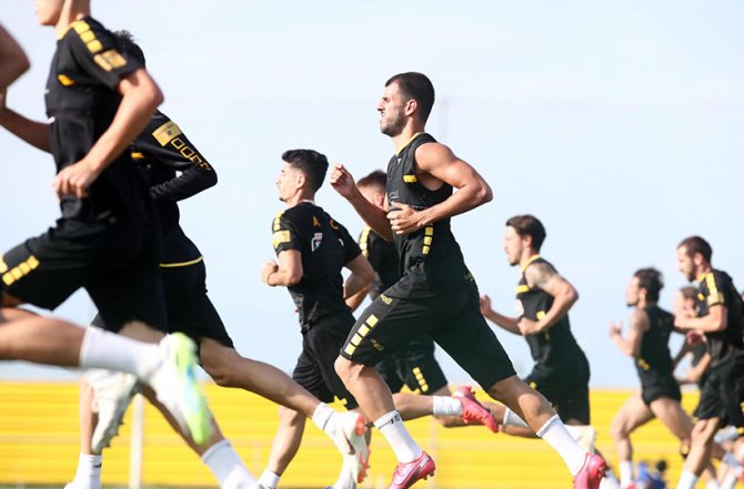 Κανονικά ο Ολιβέιρα, αποφόρτιση για δυο!