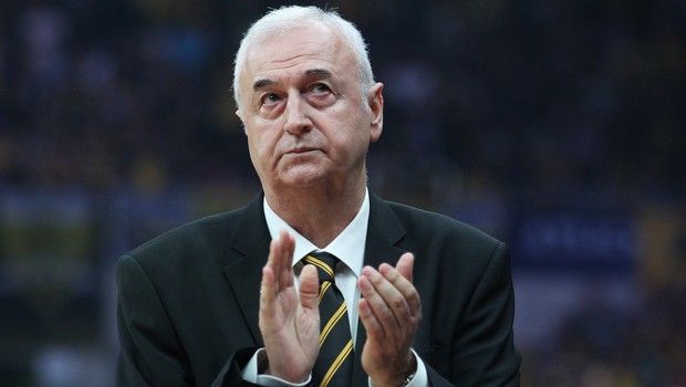 Οι ευχές της Βασίλισσας στον Σάκοτα (ΦΩΤΟ)