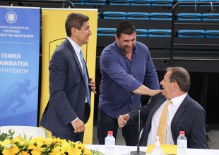 Αγγελόπουλος: «Η ΑΕΚ μπαίνει στο παλάτι της»