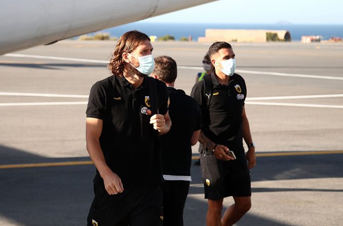 Στο Ηράκλειο η αποστολή της ΑΕΚ (pics)