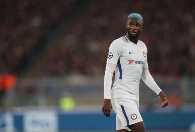 Επιστρέφει στη Μίλαν ο Τιεμουέ Μπακαγιόκο