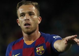 Γιουβέντους: Ο Αρτούρ έφτασε στο Τορίνο για να υπογράψει