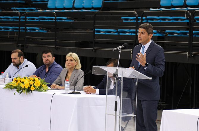 Αυγενάκης: «Καλωσορίζουμε την ΑΕΚ στα Λιόσια»