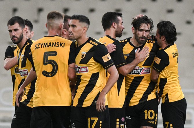 Με 4-3-3 και Μπακάκη-Σιμόες η ΑΕΚ (ΦΩΤΟ)
