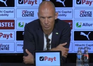 Ρόμπεν: “Γύρισα στο ποδόσφαιρο από αγάπη στην Χρόνινχεν”