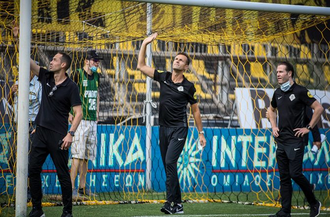 Στα πρότυπα του ΟΣΦΠ ο Άρης: Συνθήματα από τα μεγάφωνα Στα πρότυπα του ΟΣΦΠ ο Άρης: Συνθήματα από τα μεγάφωνα