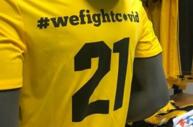 Ζέσταμα με… μήνυμα κατά κορωνοϊού στο ντέρμπι! Ζέσταμα με… μήνυμα κατά κορωνοϊού στο ντέρμπι!