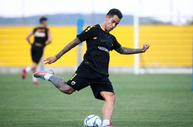 Το photostory της προπόνησης (pics) Το photostory της προπόνησης (pics)