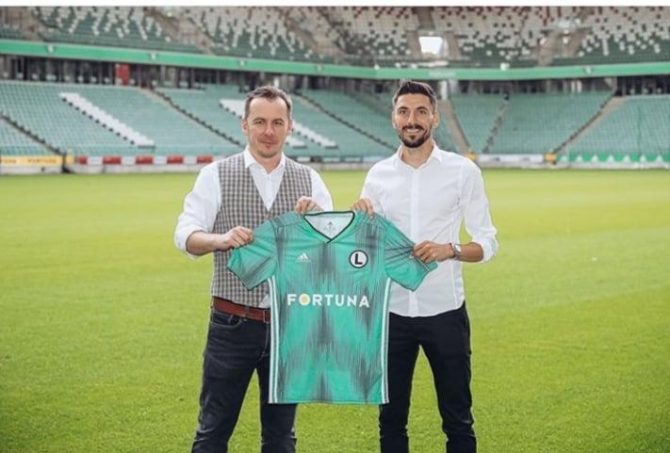 Στη Λέγκια Βαρσοβίας ο Μλαντένοβιτς