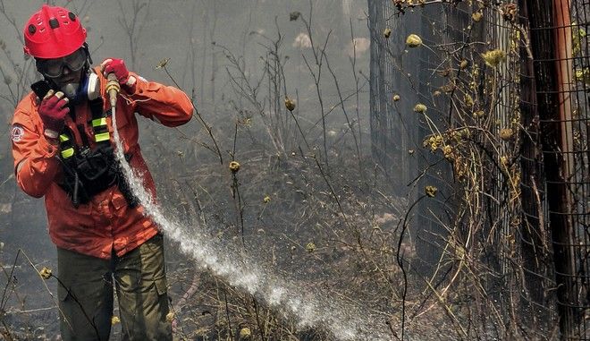 Μεγάλη φωτιά στις Κεχριές κοντά σε στρατόπεδο – Εισήγηση για εκκένωση σε οικισμό Μεγάλη φωτιά στις Κεχριές κοντά σε στρατόπεδο – Εισήγηση για εκκένωση σε οικισμό