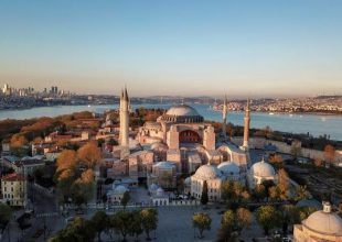 Ερντογάν: “Αγιά Σοφιά είσαι πάντα δική μας”