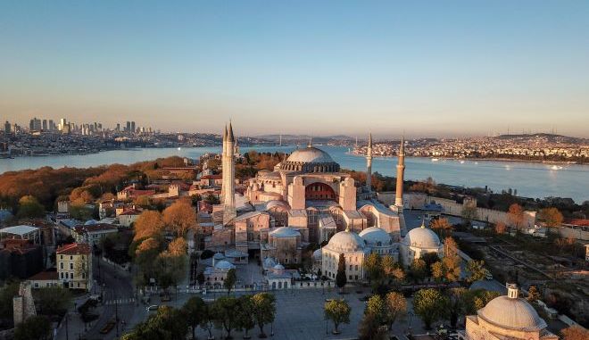 Ερντογάν: “Αγιά Σοφιά είσαι πάντα δική μας”