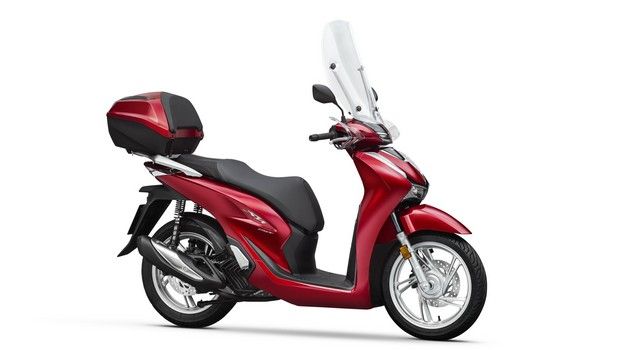 Π και α, Πα, π και ι, πι: Παπί Honda…