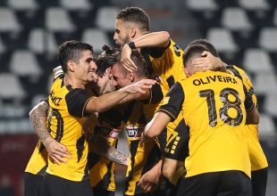 Νίκη… «χρυσάφι» που δίνει προβάδισμα στην ΑΕΚ – Η βαθμολογία των play off