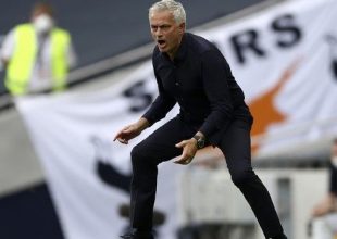 Τότεναμ: Εγκώμια για Φερνάντες και καρφί για Γιουνάιτεντ από Μουρίνιο