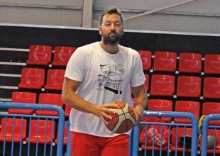 Ιαν Βουγιούκας: Προπονείται με τον Πανερυθραϊκό