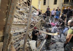 Λίβανος: Αυξάνεται ο αριθμός των νεκρών από τις φονικές εκρήξεις – Πέντε Έλληνες τραυματίες